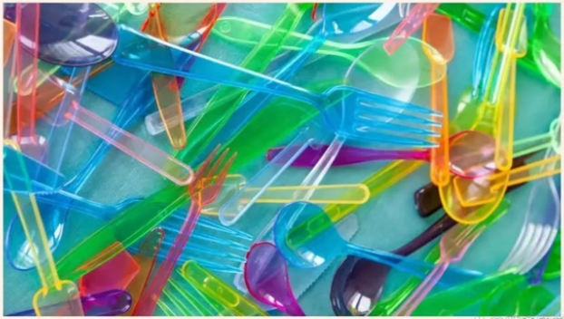England to Ban Single-use Plastic Cutlery and Replace It with Biodegradable Alternatives